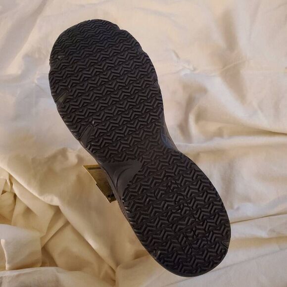 NWT. Amputee. FILA, Black, Mens Size 14 4E. - Picture 7 of 9